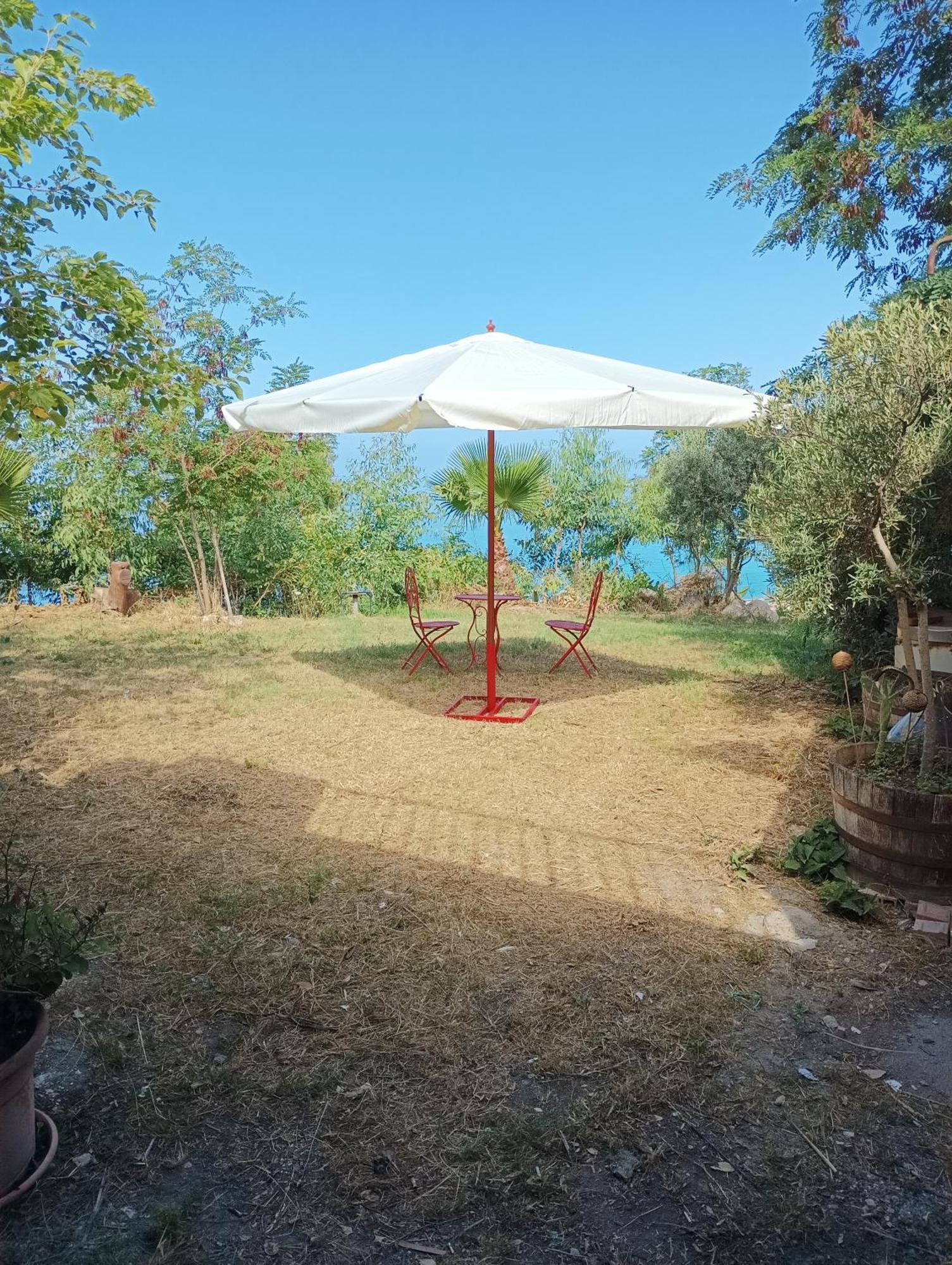 Palapico Hotel Bonifati Exterior photo
