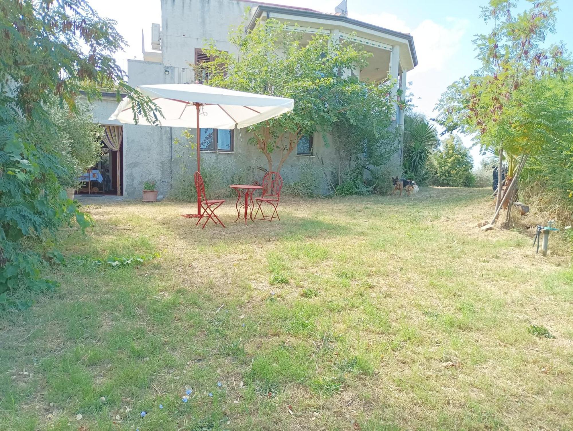 Palapico Hotel Bonifati Exterior photo